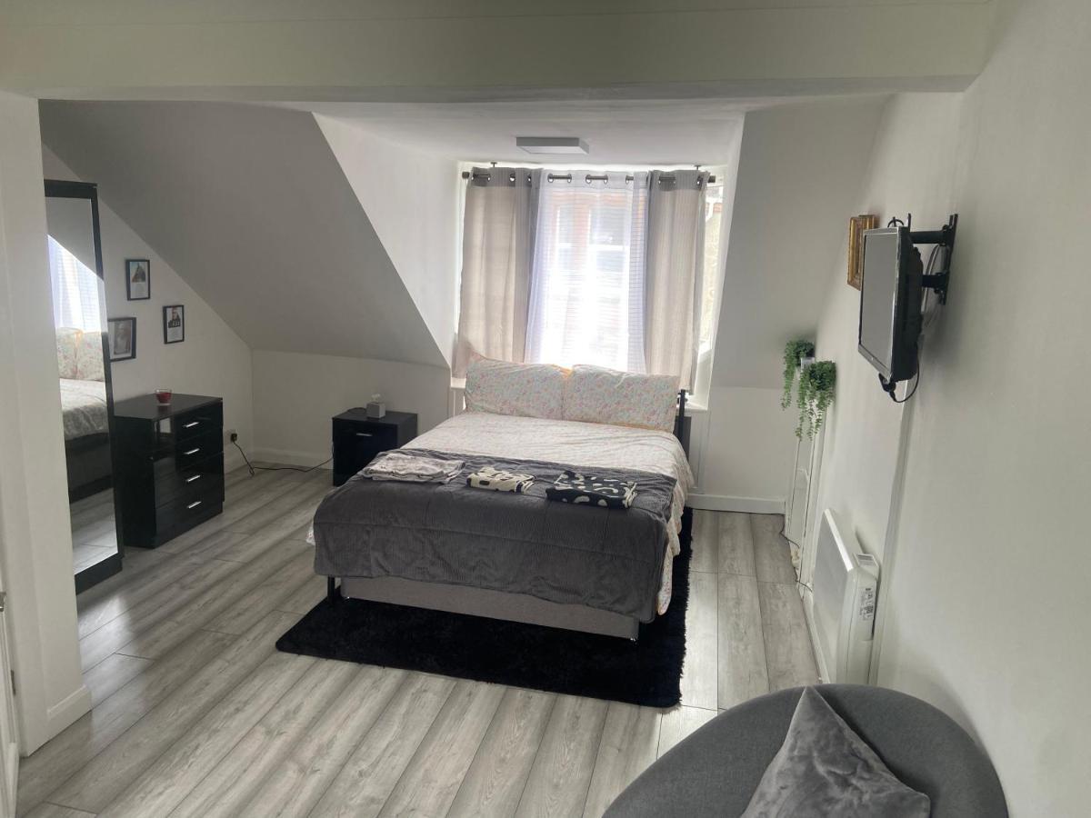 Studio Flat Leilighet Largs Eksteriør bilde